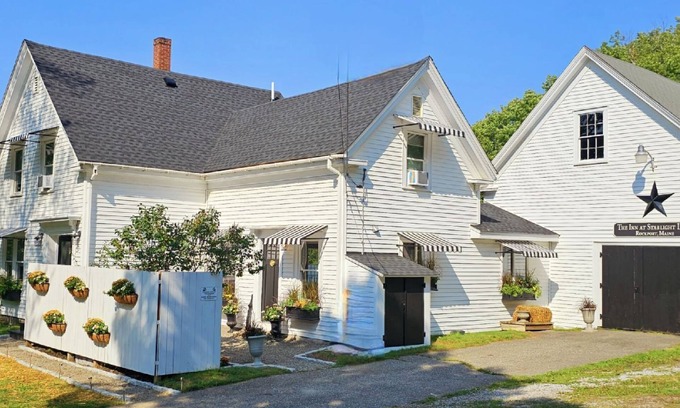Camden House | Turn Of The Century Farmhouse with three bedrooms in the heart of Rockport