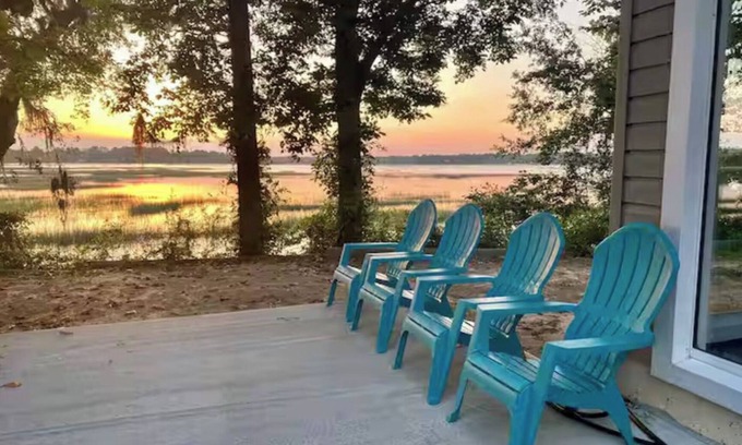 Beaufort Cottage | Turning Tide Cottage - Sleeps 4!