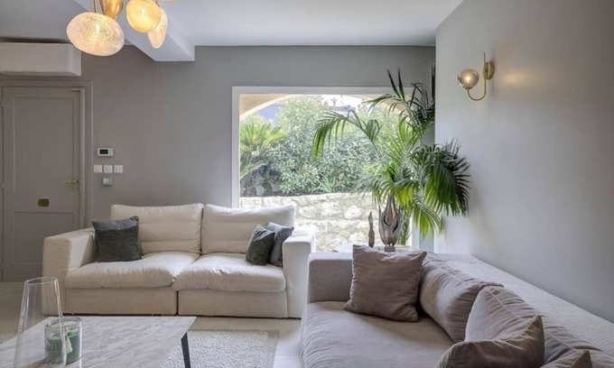 Le Cannet Villa | Twin Luxurious Villas 8 BR Pool in Vallauris
