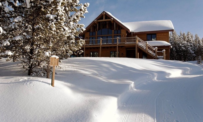 Big Sky Ski Chalet | Two Bed Apt in Large Private Home - great base to explore Yellowstone area