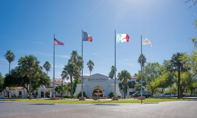 Rancho Viejo Villa | Two Bedrom Queen Suite 1 at Rancho Viejo