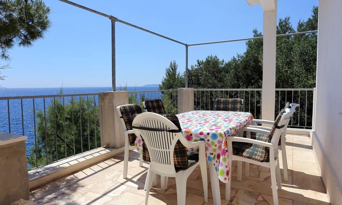 Orebic Apartment | Two bedroom apartment near beach Dingač - Potočine, Pelješac (A-4533-a)