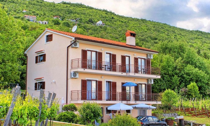 Mosenice Apartment | Two bedroom apartment with terrace and sea view Mošćenice, Opatija (A-7626-a)