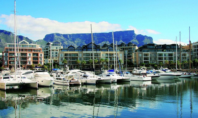 Victoria and Alfred Waterfront Apartment | Two Bedroom Apartment - fully furnished and equipped