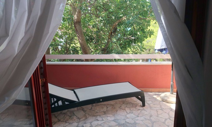 Loviste Apartment | Two bedroom apartment with terrace Lovište, Pelješac (A-22220-a)