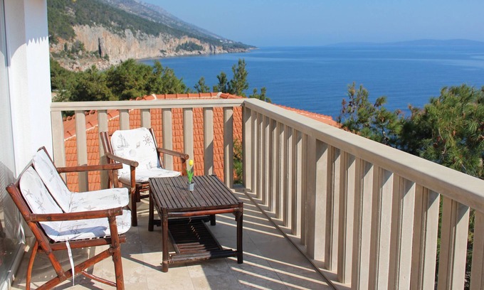 Sveta Nedjelja Apartment | Two bedroom apartment near beach Sveta Nedilja, Hvar (A-13176-a)