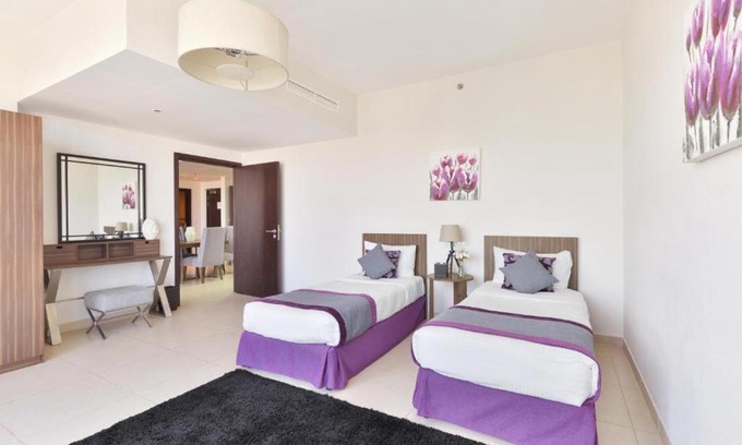Trade Center Apartment | Two Bedroom Apartment On SZR Near Wtc Metro By Luxury Bookings