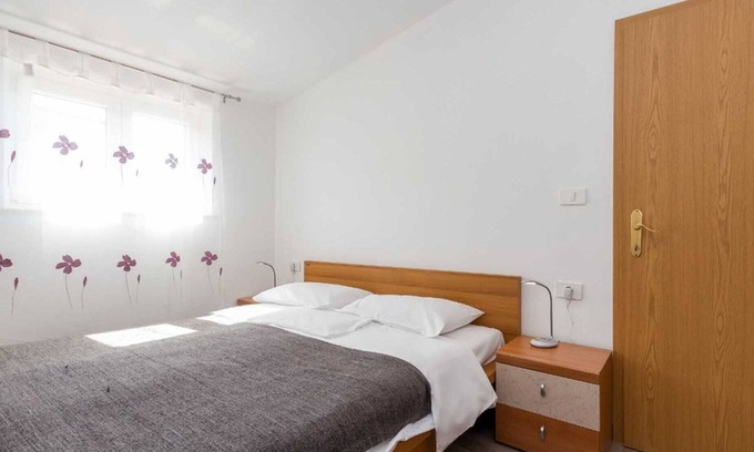 Portoroz Apartment | Two Bedroom Apartment with Balcony & Sea View Antic Portoroz