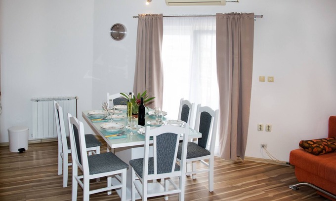 Sibenik Apartment | Two bedroom apartment with terrace Šibenik (A-4166-a)