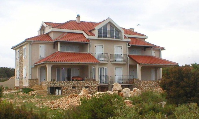 Silba Apartment | Two bedroom apartment with terrace and sea view Silba (A-17866-a)