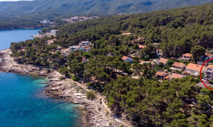 Island Hvar Apartment | Two bedroom apartment with terrace Jelsa, Hvar (A-4017-c)