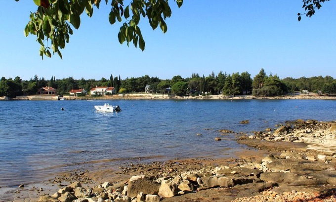 Vardica Apartment | Two bedroom apartment with terrace and sea view Vardica, Umag (A-19805-a)