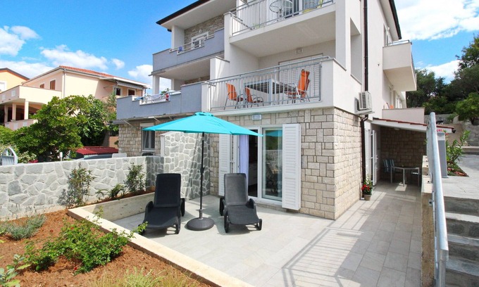 Silo Apartment | Two-bedroom Apartment with Balcony and Sea View Kristijan