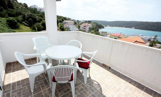 Kampor Apartment | Two bedroom apartment with terrace and sea view Kampor, Rab (A-5018-b)