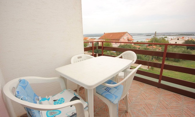 Kraj Apartment | Two bedroom apartment with terrace and sea view Kraj, Pašman (A-8502-a)
