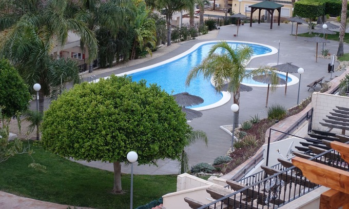 Mutxamel Apartment | Two Bedroom Penthouse Apartment, aircon, wi fi and communal swimming pool.