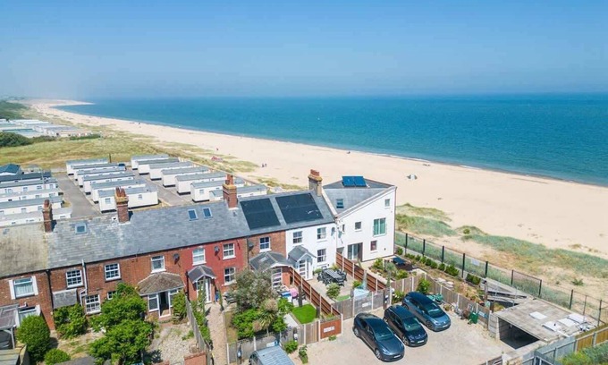 Caister-on-Sea Cottage | Two Coastguard Road
