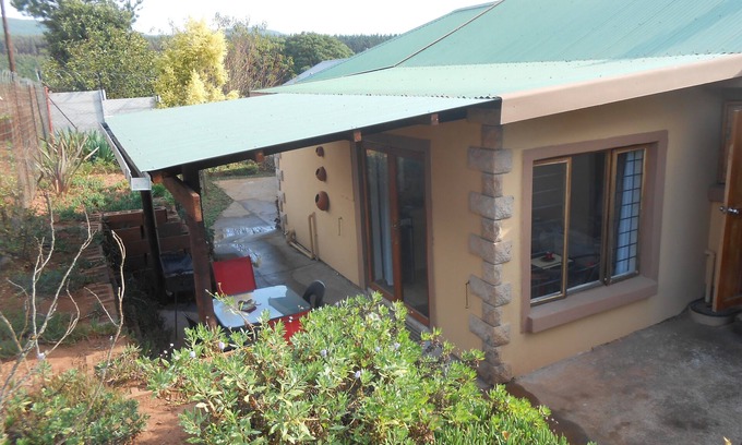 Sabie House | Two Falls View - Guesthouse - Elna Falls Suite