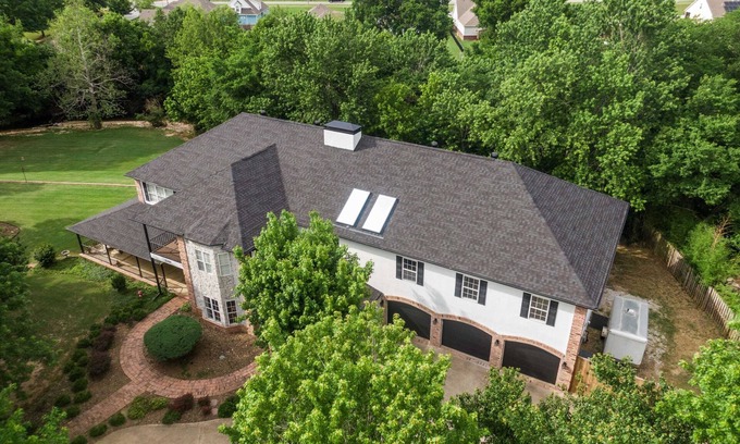 Fayetteville House | Two houses, 8 bedrooms, 4 King beds, 7400 sq ft.