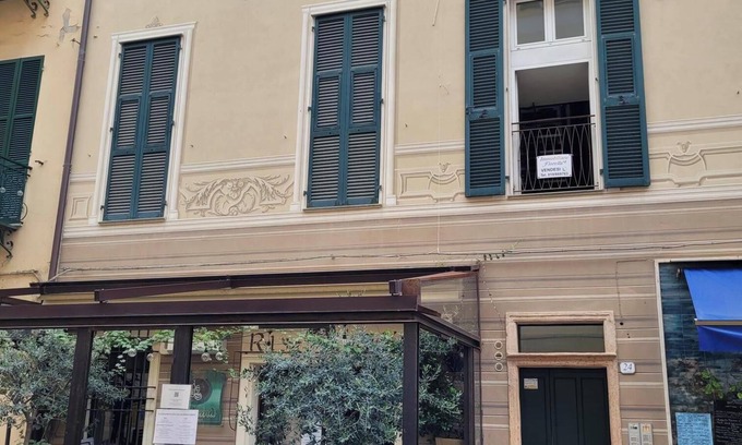Loano Apartment | TWO-ROOM APARTMENT 20 METERS FROM THE SEA WITH ELEVATOR AND PARKING SPACE.