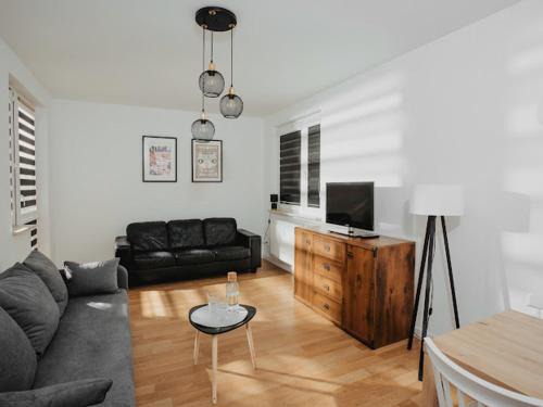 Srodmiescie Apartment | Tymienieckiego 16 F