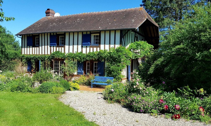 Aubry-le-Panthou House | Typical house from Normandy of charm with a beautiful park