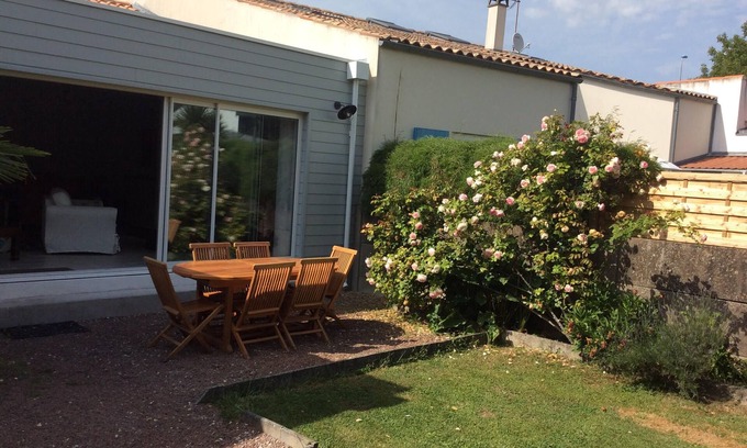 La Rochelle House | typical house LA ROCHELLE