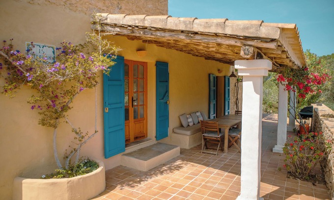 Formentera House | Typical house of Formentera with large garden and garden