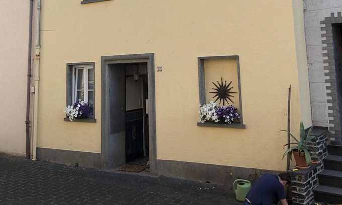 Zeltingen-Rachtig House | Typical Moselle winegrower's house with modern charm and free public transport ticket