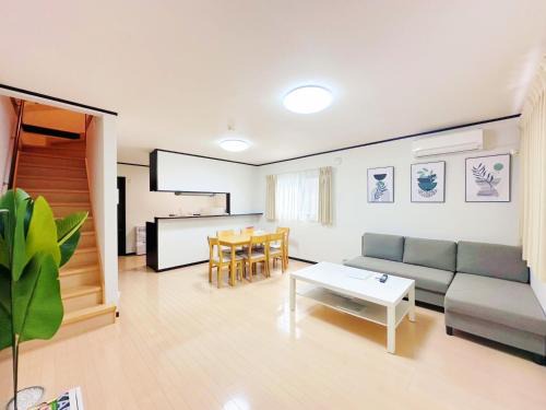 Nagawa Villa | U house寺田町 無料Wi-Fi 駐車場付 大阪環状線すぐ 家族連れに最適な一棟貸し宿