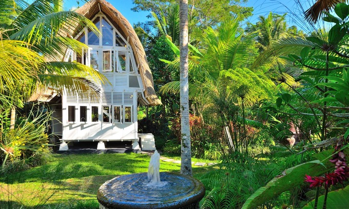 Melayang Villa | UBUD HONEYMOON VILLA With Private Pool | Honeymooner's Romance in the Ricefields