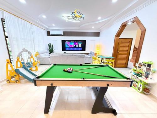 Malacca City House | UjongPasir18paxLanded10minstoJonker