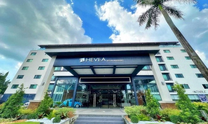 Angeles City House | Ultimate Family Escape at Sunday Hevea Resort