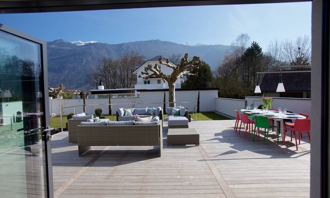 Doussard House | Ultimate Lake front holiday rental 7Bed 5* 16 Guest Lac Annecy Lake Alps views