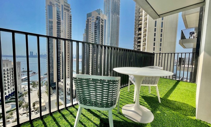 Dubai Apartment | Ultimate Luxury at Dubai Creek Waterfront