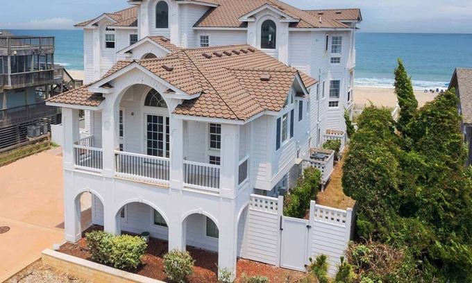 Carolina Dunes House | Ultimate Outer Banks oceanfront accommodation with lavish finishes and furnishings