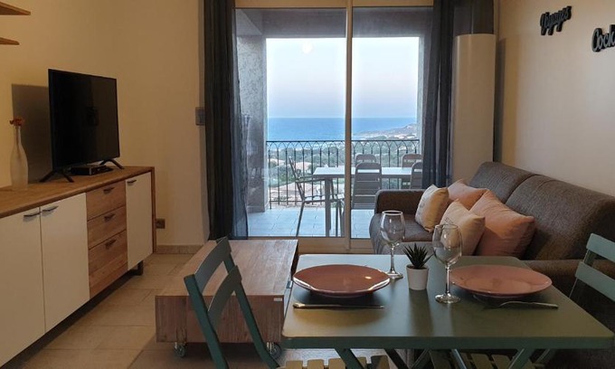 Marine de Saint Ambroggio Apartment | Un air de paradis à Sant'Ambroggio