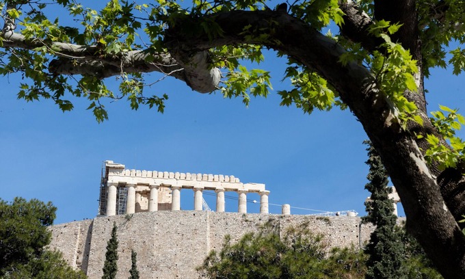 Makrigianni Apartment | Unbeatable Acropolis | Elegant 2-Bedroom Apartment on Areopagitou