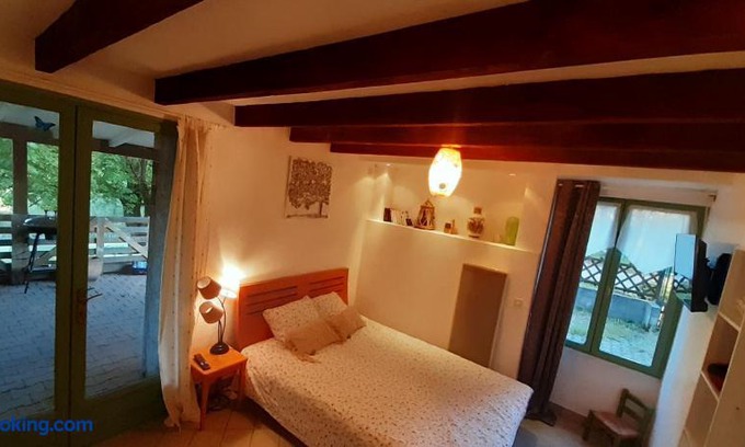 Saint-Romain-de-Surieu House | Une pause sur la colline
