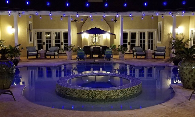 Governor's Harbour House | Unicorn Cay - Oceanfront Luxury Banks Rd. Pool , Generator, Cistern, Starlink