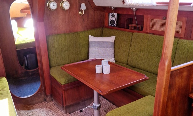 Ronne Boat Rental | Unique and cozy boat accommodation in Nørrekaas Marina, Rønne