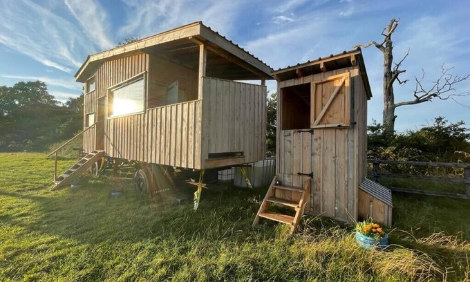 Graffham Cabin | Unique Cabin with breathtaking views, outdoor bath, and private field. Sleeps 4