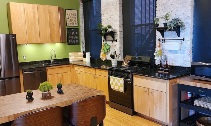 Ironbound District Apartment | Unique chic modern open floor plan Modern Loft