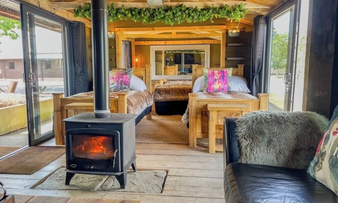 Glentham Cabin | Unique Country Cabin, Puppy Lounge and Games Room