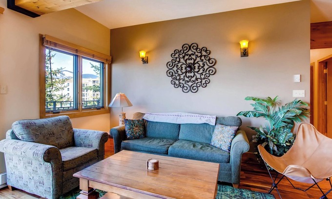 Crested Butte Condo | Unique & Modern 3 BR/2BA Condo- Ski-in/Ski-out by RedAwning