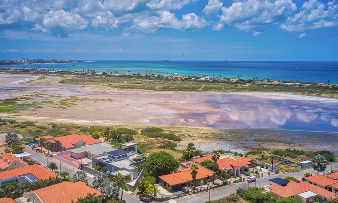Malmok Apartment | Unique studio with swimming pool, walking distance to the beach, with great view