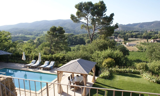 Pont Royal Villa | Unique villa 2 minutes from Lourmarin!