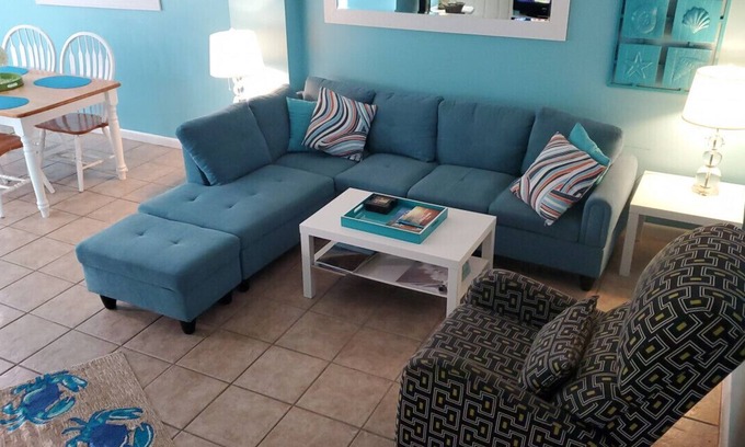 Jekyll Island House | Unit 2- Jekyll Island Updated Beachy Townhome Stephs from the Ocean!