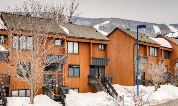 Beaupre House | Unit 35 - Ski-in/Ski out