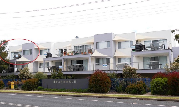 Narooma House | Unit 8 - Boardwalk